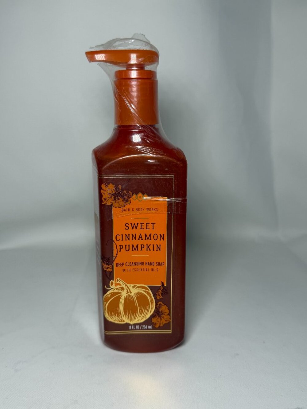 Bath & Body Works Sweet Cinnamon Pumpkin Deep Cleansing Hand Soap 8oz Orange New